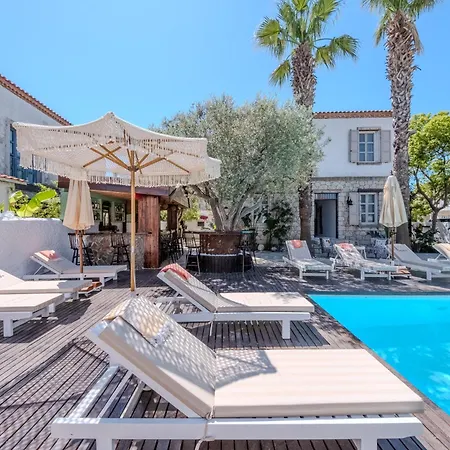 B House * Αλακάτι