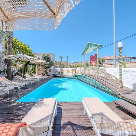 B House Hotel